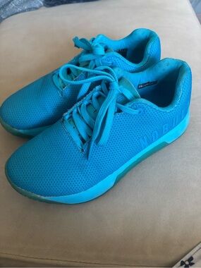NOBULL SuperFabric Turquoise Bright Blue Low Top Trainer Sneakers Womens 7